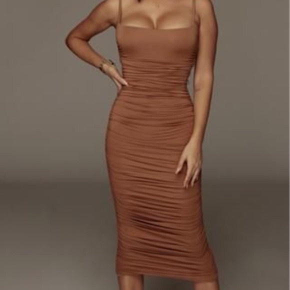 JLUXLABEL WYNTER RUCHED DRESS - Picture 3 of 4